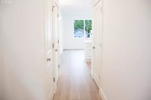 18945 SW Hazelwood Ln, Beaverton, OR 97078 - Photo 3