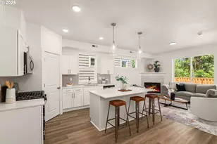 18945 SW Hazelwood Ln, Beaverton, OR 97078 - Photo 5