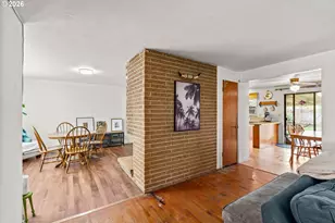 1742 Maywood Ave, Eugene, OR 97404 - Photo 5