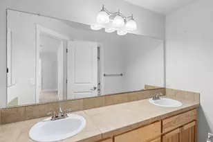 15590 SW Raphael Ln, Portland, OR 97224 - Photo 29