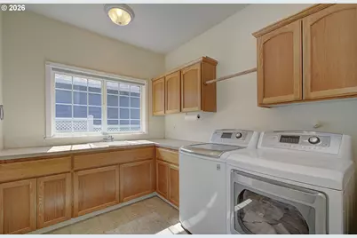 22002 NE Lachenview Ln, Fairview, OR 97024 - Photo 21