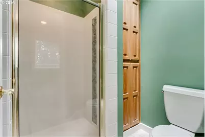 3926 Shasta View St, Eugene, OR 97405 - Photo 33