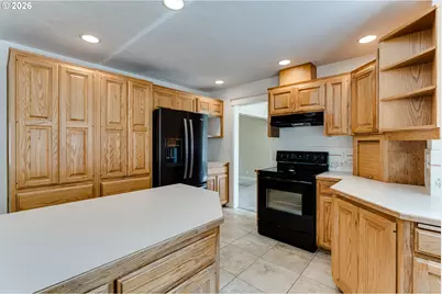 3926 Shasta View St, Eugene, OR 97405 - Photo 21