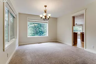 3926 Shasta View St, Eugene, OR 97405 - Photo 13