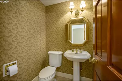 759 SW Carmen Heights Dr, Dundee, OR 97115 - Photo 21