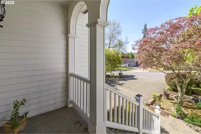 759 SW Carmen Heights Dr, Dundee, OR 97115 - Photo 5