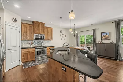 2714 NE 70th Cir, Vancouver, WA 98665 - Photo 5