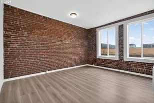 708 N Killingsworth St, Portland, OR 97217 - Photo 13