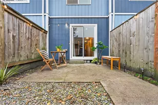 6689 N Columbia Way, Portland, OR 97203 - Photo 31