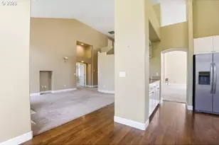 14297 SE Summit Dr, Clackamas, OR 97015 - Photo 9