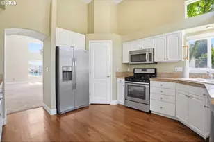 14297 SE Summit Dr, Clackamas, OR 97015 - Photo 13
