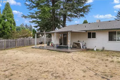 631 SE 215th Ave, Gresham, OR 97030 - Photo 37