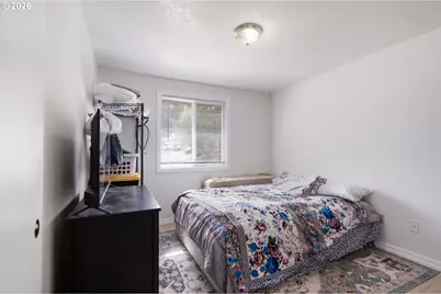 631 SE 215th Ave, Gresham, OR 97030 - Photo 31