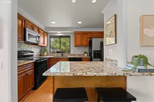 15565 SW 109th Ave, Portland, OR 97224 - Photo 13