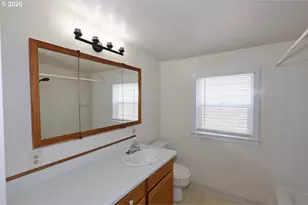 226 SE 76th Ave, Portland, OR 97215 - Photo 23
