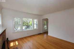 226 SE 76th Ave, Portland, OR 97215 - Photo 5