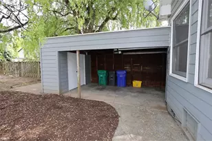 226 SE 76th Ave, Portland, OR 97215 - Photo 37