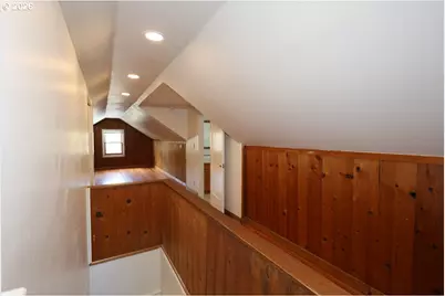226 SE 76th Ave, Portland, OR 97215 - Photo 21
