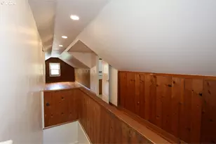 226 SE 76th Ave, Portland, OR 97215 - Photo 21
