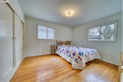 5730 SW Shattuck Rd, Portland, OR 97221 - Photo 13