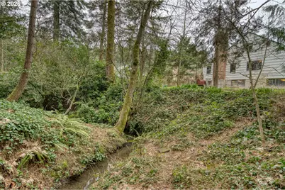 5730 SW Shattuck Rd, Portland, OR 97221 - Photo 41