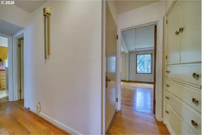 5730 SW Shattuck Rd, Portland, OR 97221 - Photo 17