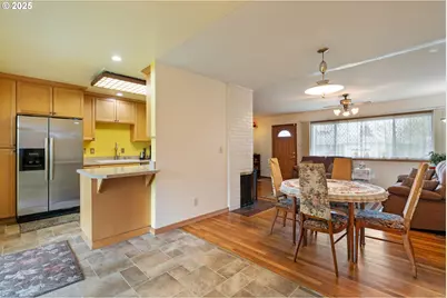 2707 NE 123rd Ave, Portland, OR 97230 - Photo 7