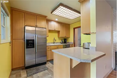 2707 NE 123rd Ave, Portland, OR 97230 - Photo 13