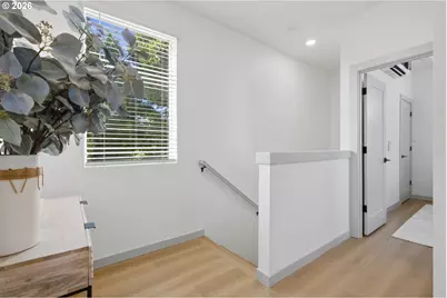7043 SE 60th Ave, Portland, OR 97206 - Photo 9