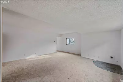 1392 N 8th St, Coos Bay, OR 97420 - Photo 13