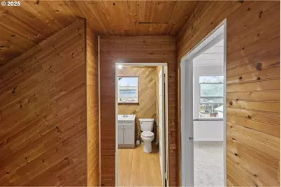 1392 N 8th St, Coos Bay, OR 97420 - Photo 25