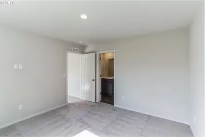 699 SW Minnesota St, Lebanon, OR 97355 - Photo 11