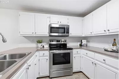 17602 NW Springville Rd #C-7, Portland, OR 97229 - Photo 9
