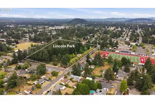 1772 SE 135th Ave, Portland, OR 97233 - Photo 3