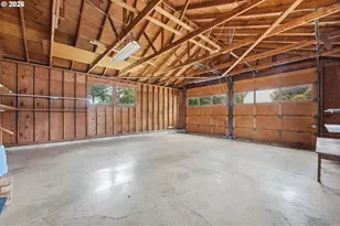 1772 SE 135th Ave, Portland, OR 97233 - Photo 17