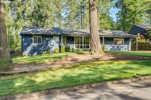 4815 SW 38th Pl, Portland, OR 97221 - Photo 3