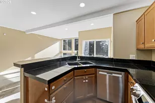 4405 Thunder Vista Ln, Lake Oswego, OR 97035 - Photo 5