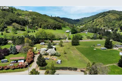 176 Homestead Dr, Myrtle Creek, OR 97457 - Photo 41