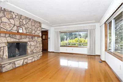 19955 SE Tillstrom Rd, Damascus, OR 97089 - Photo 15