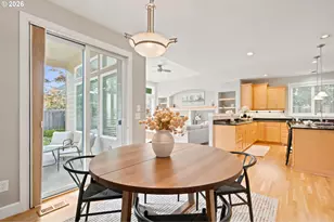 18318 SW Florendo Ln, Beaverton, OR 97007 - Photo 13