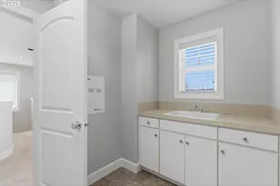 18318 SW Florendo Ln, Beaverton, OR 97007 - Photo 23