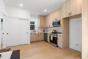 4360 NE Going St, Portland, OR 97218 - Photo 3