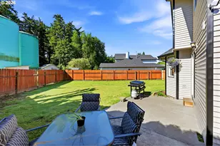 2016 SW Cerise Way, Troutdale, OR 97060 - Photo 33
