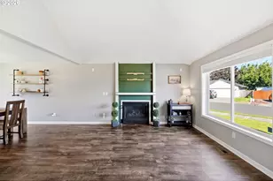 2016 SW Cerise Way, Troutdale, OR 97060 - Photo 13