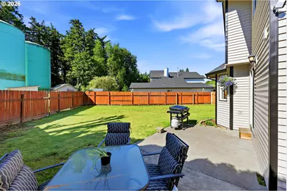2016 SW Cerise Way, Troutdale, OR 97060 - Photo 35