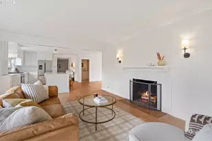 4275 SW Crestwood Dr, Portland, OR 97225 - Photo 9