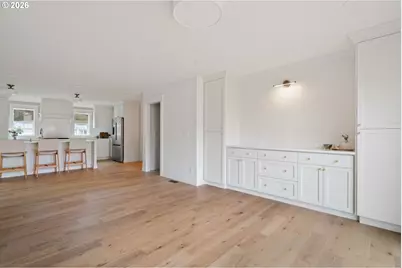 4275 SW Crestwood Dr, Portland, OR 97225 - Photo 11