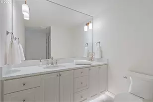 4275 SW Crestwood Dr, Portland, OR 97225 - Photo 21