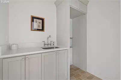4275 SW Crestwood Dr, Portland, OR 97225 - Photo 11