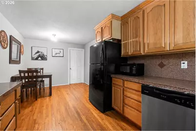 7005 SE 66th Ave, Portland, OR 97206 - Photo 5